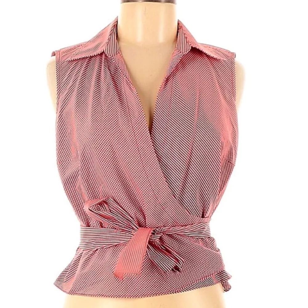 ❤️DONNA KARAN ❤️ RED CHECKERED Sleeveless Blouse - Picture 1 of 3